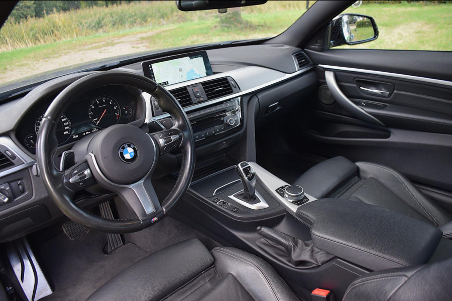 BMW 4 Serie Coupé 420i High Executive*M- Performance Pakket*Keyless*Carplay*