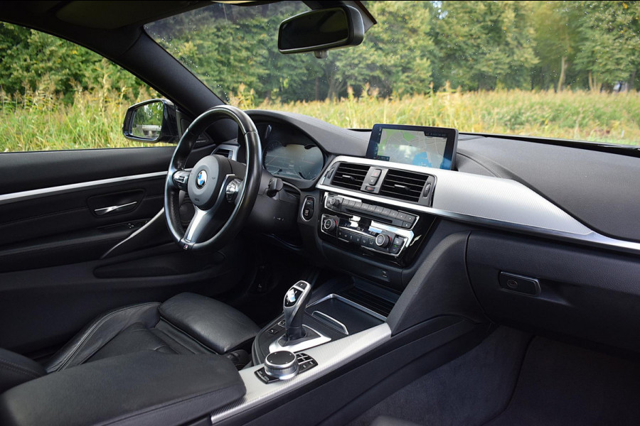 BMW 4 Serie Coupé 420i High Executive*M- Performance Pakket*Keyless*Carplay*
