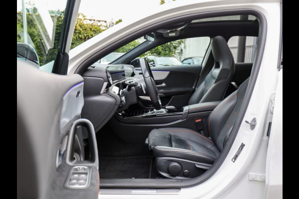 Mercedes-Benz A-Klasse 250e AMG ** LED, MBUX+, DISTRONIC, PANORAMA, 2 zone AIRCO, 19-inch LMV, NIGHT ** 1e EIG - UNFALLFREI ** ** INFORMEER OOK NAAR ONZE AANTREKKELIJKE FINANCIAL-LEASE TARIEVEN **