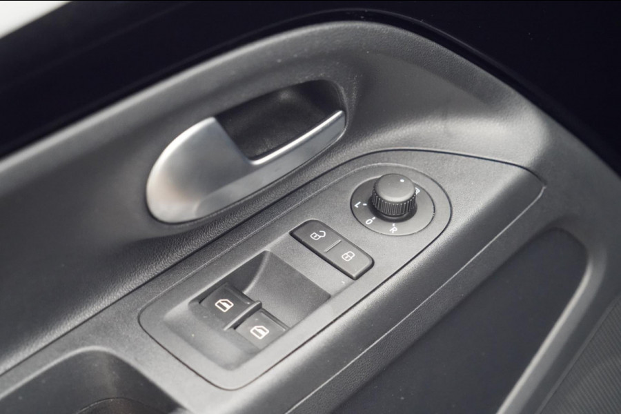 Volkswagen up! 1.0 BMT high up! / 2e Eigenaar / Camera / Cruise / Airco / 126dkm NAP / 15" LMV / Incl. BTW