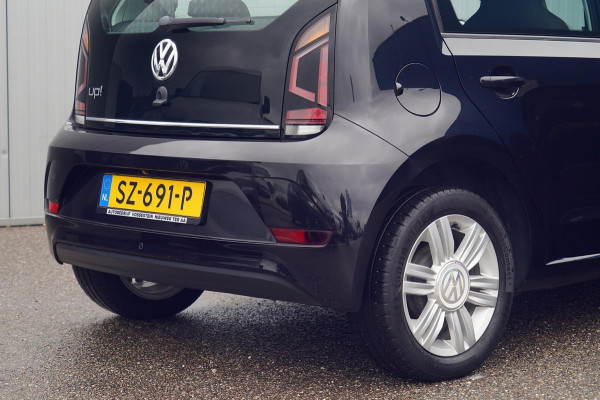 Volkswagen up! 1.0 BMT high up! / 2e Eigenaar / Camera / Cruise / Airco / 126dkm NAP / 15" LMV / Incl. BTW