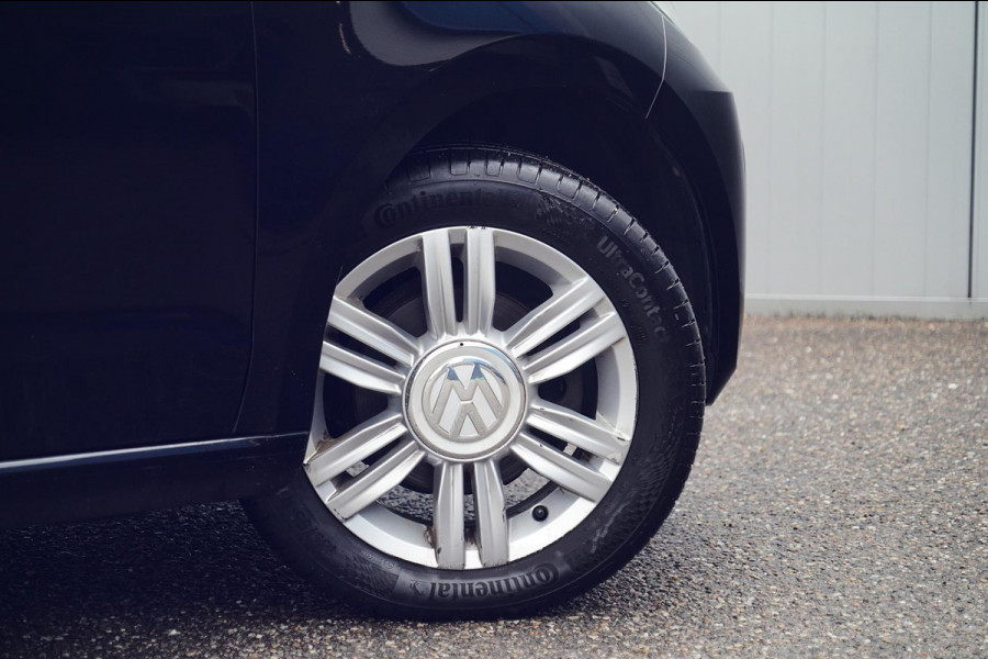 Volkswagen up! 1.0 BMT high up! / 2e Eigenaar / Camera / Cruise / Airco / 126dkm NAP / 15" LMV / Incl. BTW