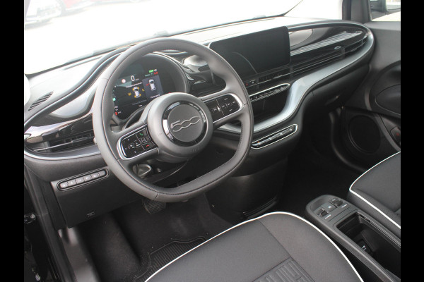 Fiat 500E 42 kWh | Camera | Keyless | PDC | BSM | Clima | Cruise | Apple Carplay