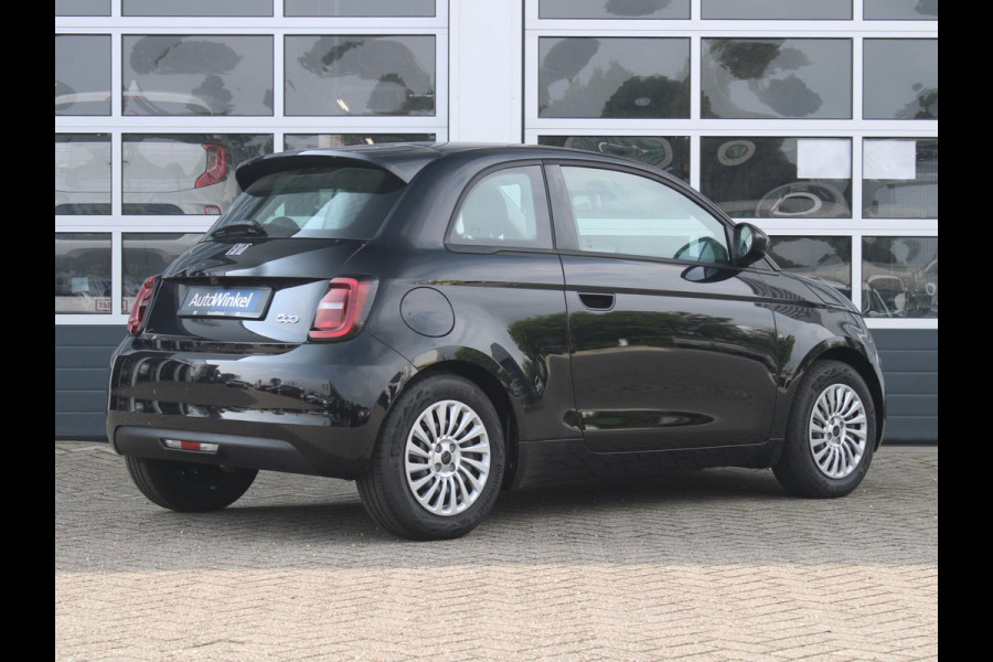 Fiat 500E 42 kWh | Camera | Keyless | PDC | BSM | Clima | Cruise | Apple Carplay