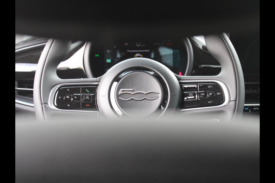 Fiat 500E 42 kWh | Camera | Keyless | PDC | BSM | Clima | Cruise | Apple Carplay