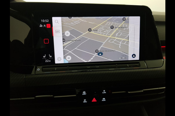 Volkswagen Golf 1.5 eTSI 150pk DSG R-Line | DEMO ! | Climate Control | Camera | Parkeer sensoren | Led+IQ light | 18"Lichtmetalen Velgen | Trekhaak | Winter pakket | Digitale Cockpit