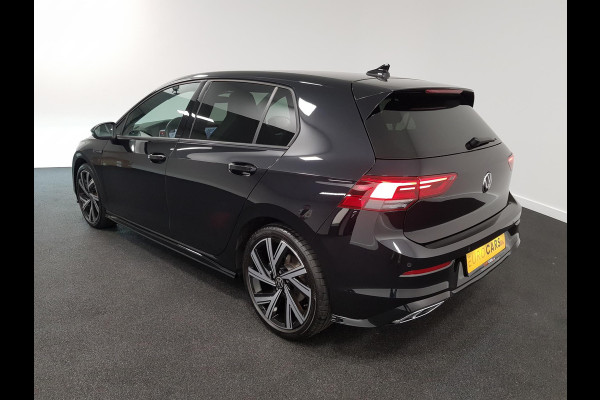 Volkswagen Golf 1.5 eTSI 150pk DSG R-Line | DEMO ! | Climate Control | Camera | Parkeer sensoren | Led+IQ light | 18"Lichtmetalen Velgen | Trekhaak | Winter pakket | Digitale Cockpit