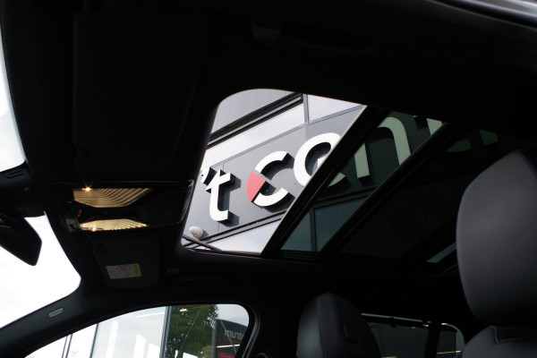 BMW 3 Serie Touring 320e M-Sport 204 PK PHEV, Panoramadak, Camera, Memory, Head-Up