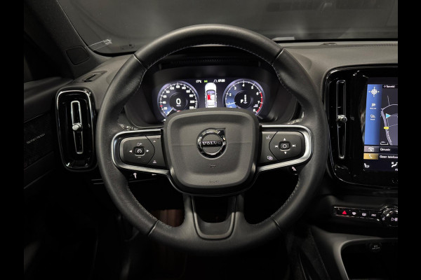 Volvo XC40 1.5 T3 163PK Business Pro, Navi, Voll Led, 19" Velgen, Cruise, Camera, Private Glas, PDC, Volledig Onderhouden