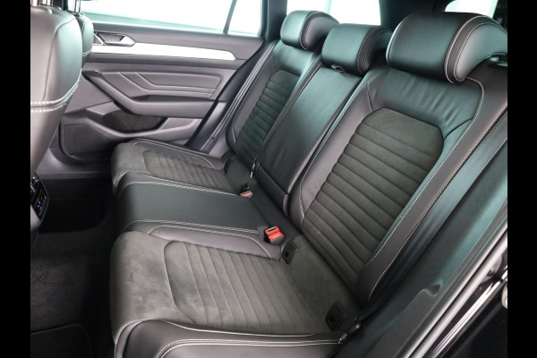 Volkswagen Passat Variant 1.5 TSI R-Line Business 150 PK DSG | Verlengde garantie | Navigatie | Parkeercamera |