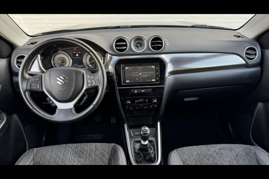Suzuki Vitara 1.4 Boosterjet Stijl Adaptive Cruise Climate control Panoramadak LED Navigatie Apple Carplay Android Auto