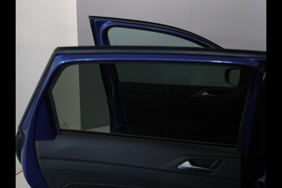 Volkswagen Polo 1.0 TSI R-Line Edition 95 pk | Navigatie via App | Parkeersensoren | Achteruitrijcamera | Adaptieve cruise control | Apple Carplay/Android Auto |