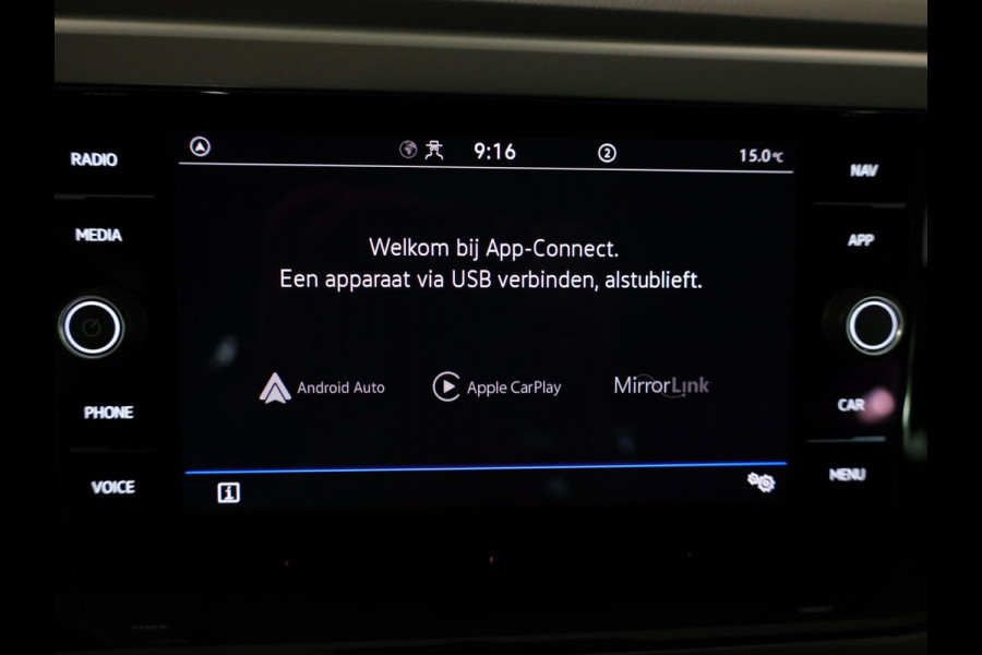 Volkswagen Polo 1.0 TSI R-Line Edition 95 pk | Navigatie via App | Parkeersensoren | Achteruitrijcamera | Adaptieve cruise control | Apple Carplay/Android Auto |