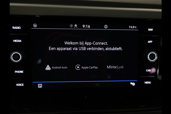 Volkswagen Polo 1.0 TSI R-Line Edition 95 pk | Navigatie via App | Parkeersensoren | Achteruitrijcamera | Adaptieve cruise control | Apple Carplay/Android Auto |