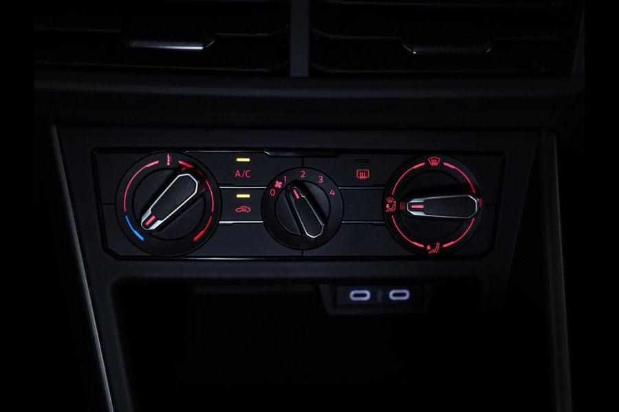 Volkswagen Polo 1.0 TSI R-Line Edition 95 pk | Navigatie via App | Parkeersensoren | Achteruitrijcamera | Adaptieve cruise control | Apple Carplay/Android Auto |