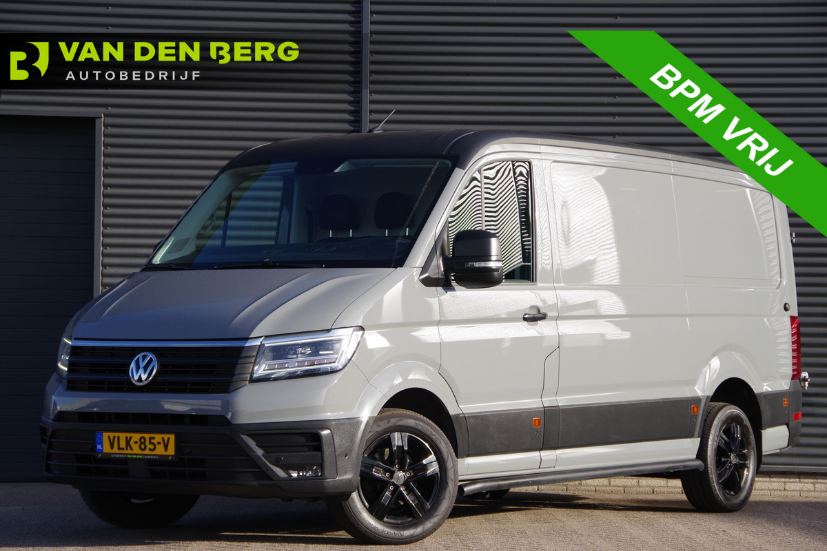 Volkswagen Crafter 35 2.0 TDI L3H2 Highline 177PK AUT. LED, TREKHAAK, CAMERA, CLIMA, STOELVERWARMING, NAVI, CRUISE, PARKEERSENSOREN RONDOM, MISTLAM