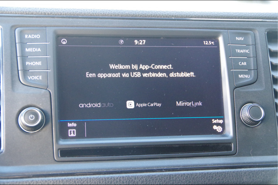 Volkswagen Crafter 35 2.0 TDI L3H2 Highline 177PK AUT. LED, TREKHAAK, CAMERA, CLIMA, STOELVERWARMING, NAVI, CRUISE, PARKEERSENSOREN RONDOM, MISTLAM