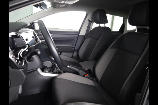Volkswagen Taigo 1.0 TSI Life Business 110 PK | Verlengde garantie | Navigatie | Parkeer camera | Climatronic | 17"LM Velgen | Keyless entry |