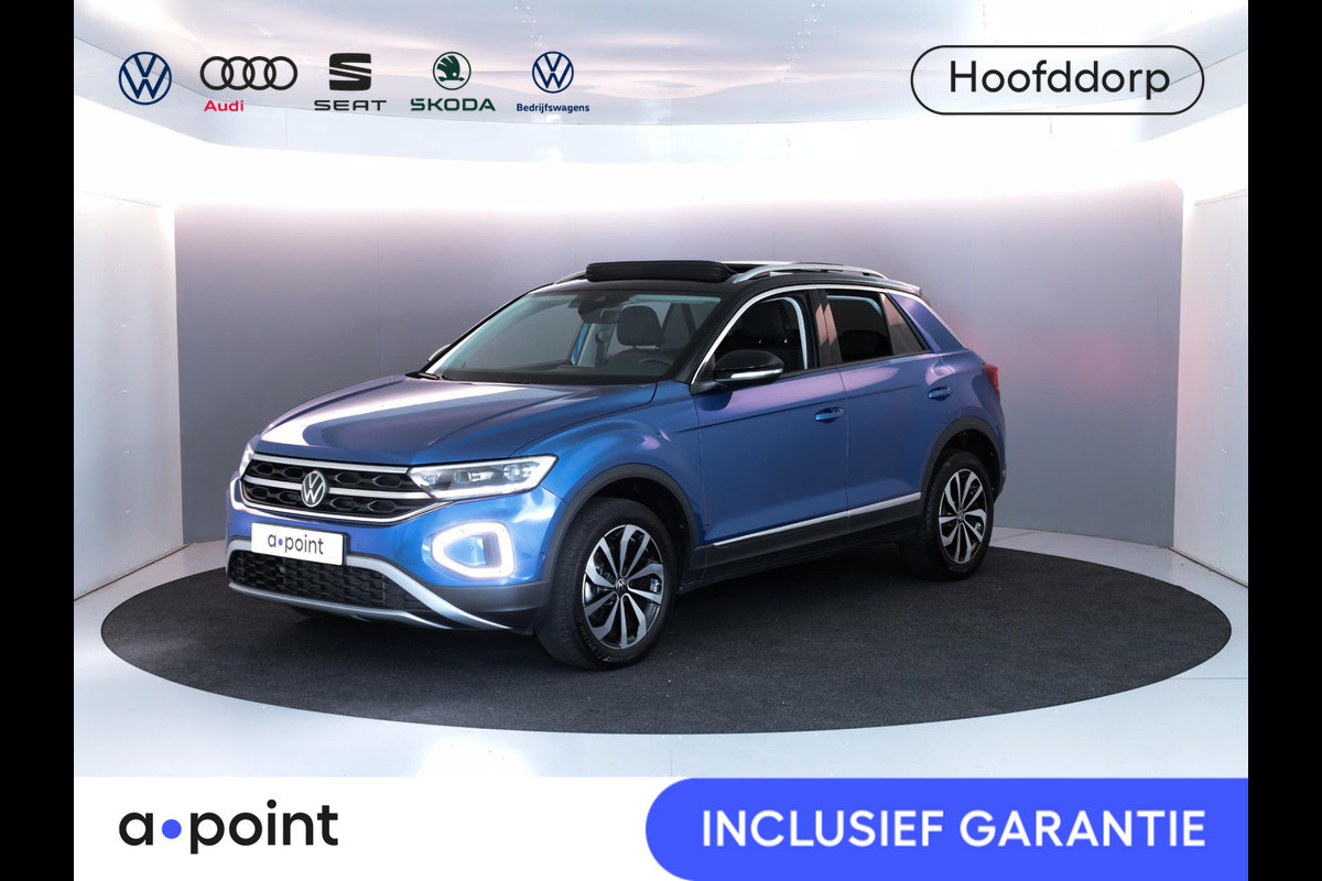 Volkswagen T-Roc 1.5 TSI Style 150 pk Automaat (DSG) | Verlengde garantie | Navigatie | Panoramadak | Parkeersensoren (Park assist) | Achteruitrijcamera | Stoelverwarming |