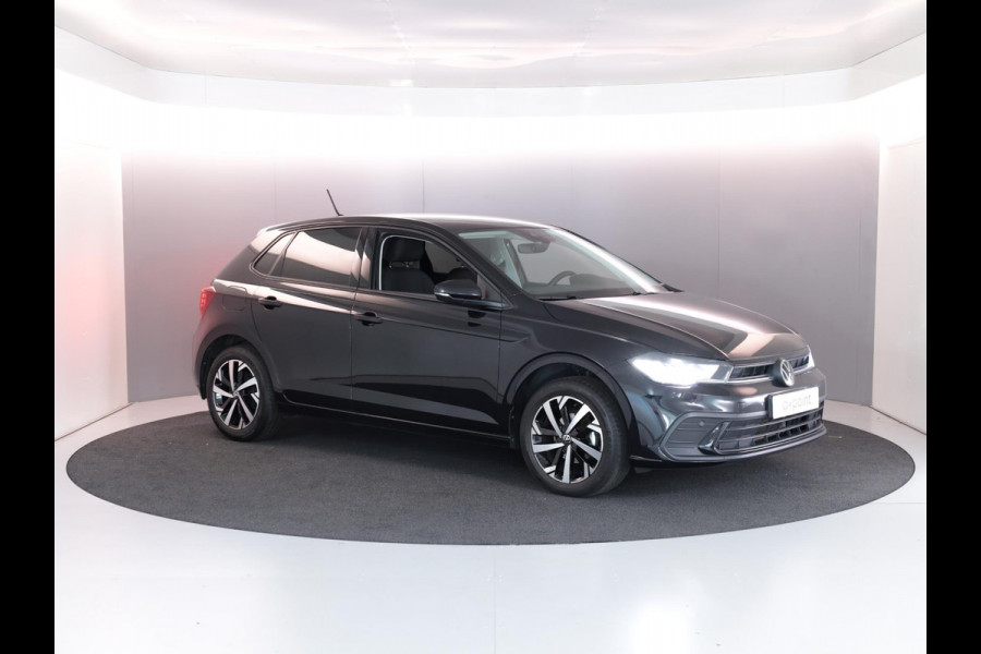 Volkswagen Polo 1.0 TSI Life Edition 95 pk Automaat (DSG) | Verlengde garantie | Navigatie via App | Parkeersensoren | Achteruitrijcamera | Stoelverwarming |