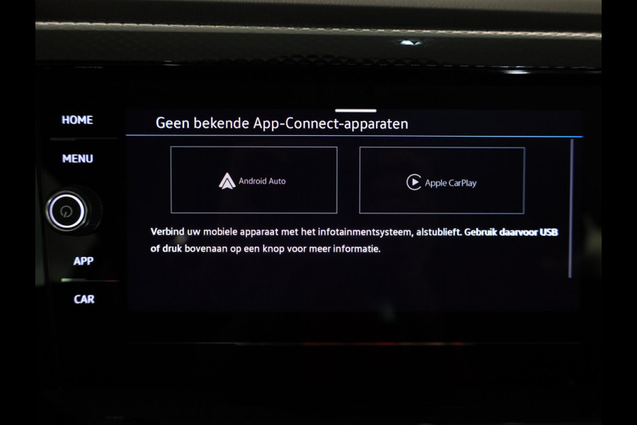 Volkswagen Polo 1.0 TSI Life Edition 95 pk Automaat (DSG) | Verlengde garantie | Navigatie via App | Parkeersensoren | Achteruitrijcamera | Stoelverwarming |