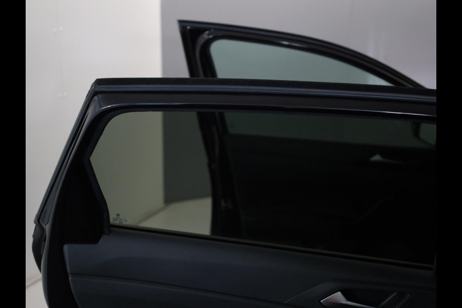 Volkswagen Polo 1.0 TSI Life Edition 95 pk Automaat (DSG) | Verlengde garantie | Navigatie via App | Parkeersensoren | Achteruitrijcamera | Stoelverwarming |