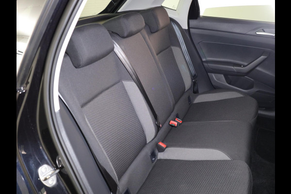 Volkswagen Polo 1.0 TSI Life Edition 95 pk Automaat (DSG) | Verlengde garantie | Navigatie via App | Parkeersensoren | Achteruitrijcamera | Stoelverwarming |