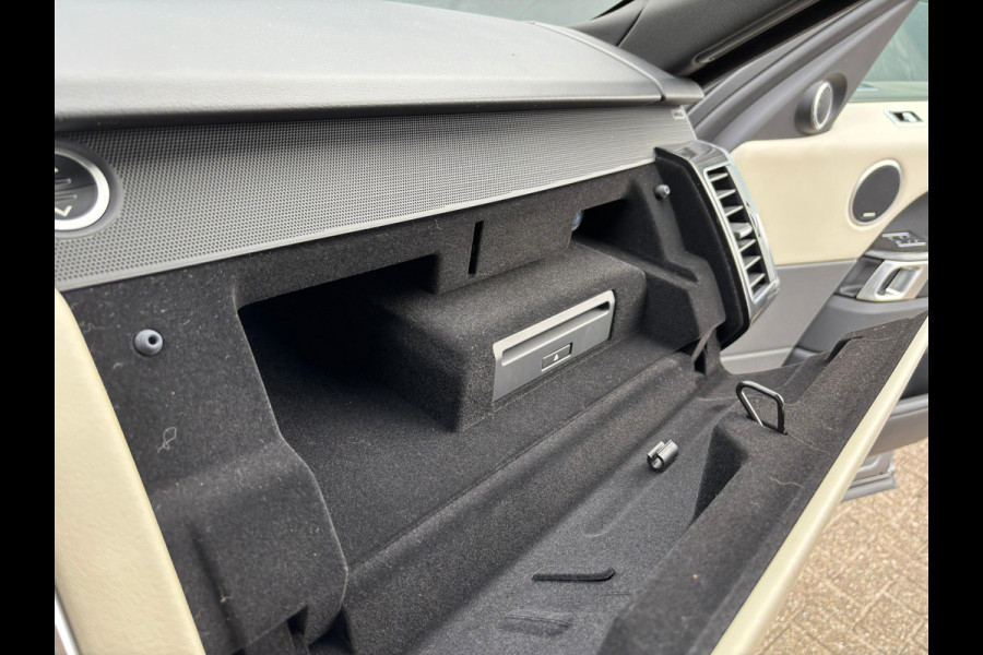Land Rover Range Rover Sport 2.0 P400e HSE SPORT PHEV PANORAMADAK LEER LUCHTVERING PIXEL LED TREKHAAK
