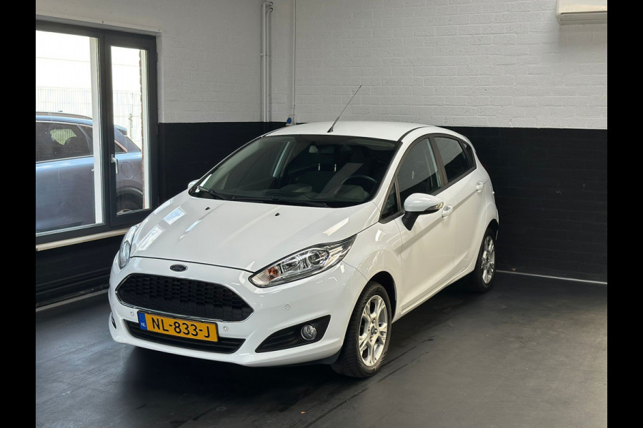 Ford Fiesta 1.0 Style Ultimate | Airco | Navi | Bluethooth | NL Auto | NAP | 5-deurs