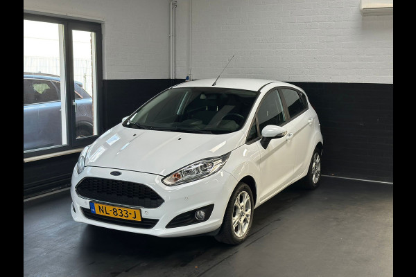Ford Fiesta 1.0 Style Ultimate | Airco | Navi | Bluethooth | NL Auto | NAP | 5-deurs