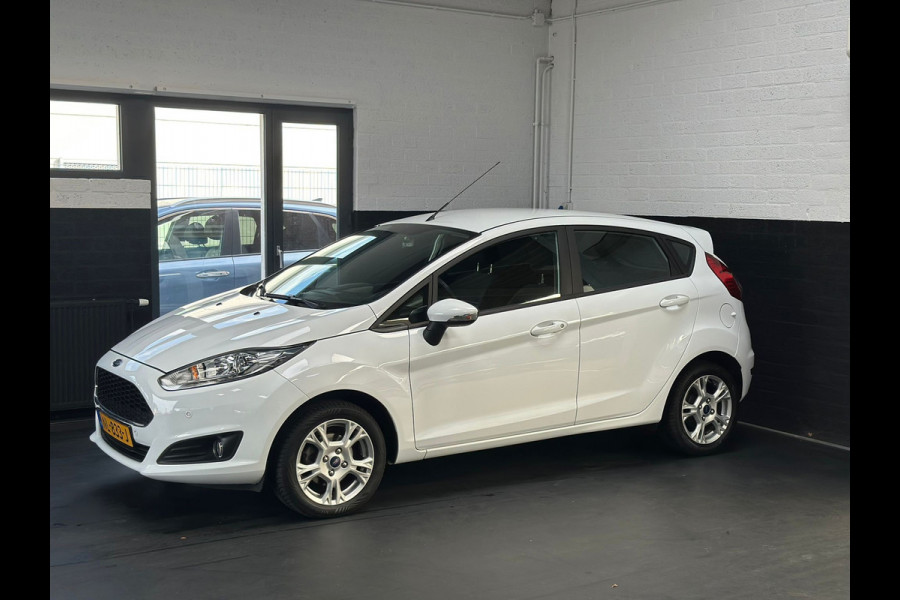 Ford Fiesta 1.0 Style Ultimate | Airco | Navi | Bluethooth | NL Auto | NAP | 5-deurs