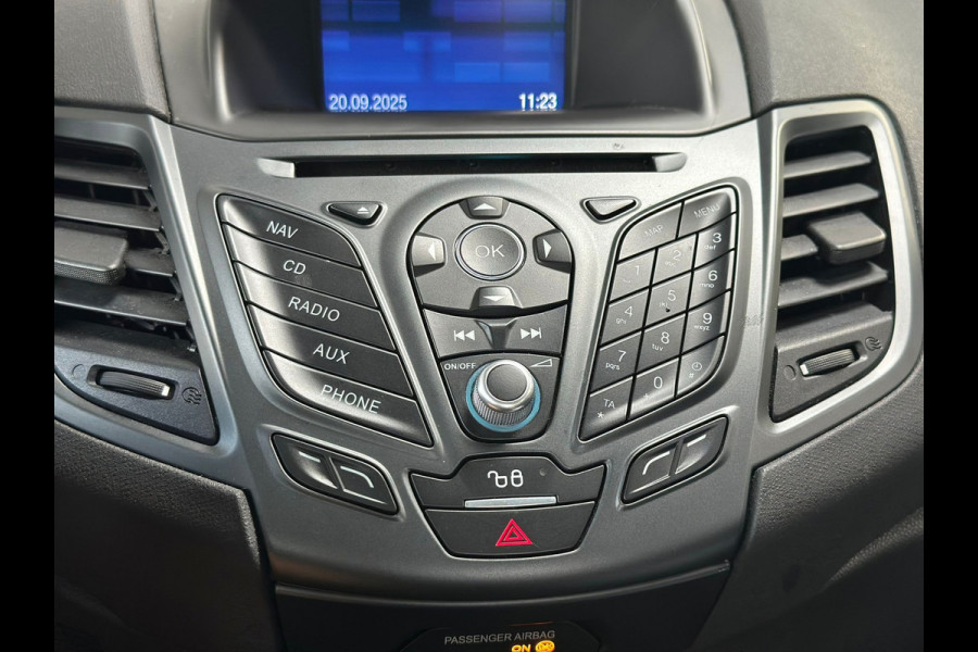 Ford Fiesta 1.0 Style Ultimate | Airco | Navi | Bluethooth | NL Auto | NAP | 5-deurs