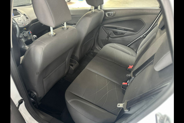 Ford Fiesta 1.0 Style Ultimate | Airco | Navi | Bluethooth | NL Auto | NAP | 5-deurs
