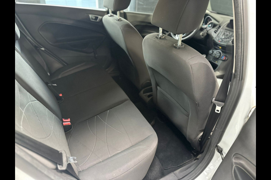 Ford Fiesta 1.0 Style Ultimate | Airco | Navi | Bluethooth | NL Auto | NAP | 5-deurs