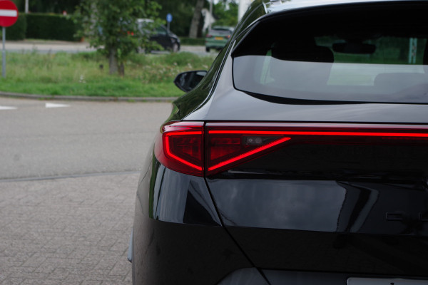 CUPRA Formentor 1.4 TSI e-Hybrid Essential 204 PK, Trekhaak, Keyless, Adap. Cruise Control, Carplay
