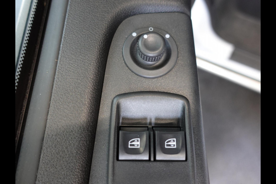 Opel Vivaro Combi 1.6 CDTI L1H1 9-PERSOONS Personenbus Incl. BTW/Bpm Airco Bluetooth