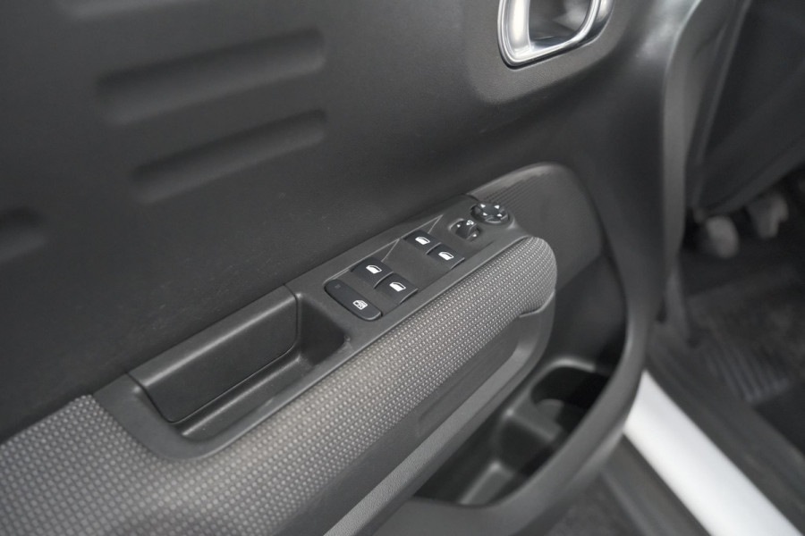 Citroën C3 Aircross PureTech 110 Feel | Navigatie | Parkeersensoren | Climate Control | Apple Carplay