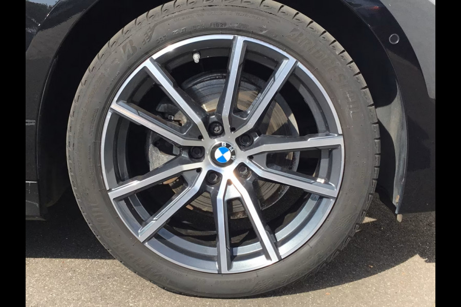 BMW 3-serie 320dA SPORTLINE ** LED, NAVI+, HALF-LEDER, SCHUIF/KANTEL, 18-inch LMV, ACC ** 1e EIG - UNFALLFREI ** ** INFORMEER OOK NAAR ONZE AANTREKKELIJKE FINANCIAL-LEASE TARIEVEN **