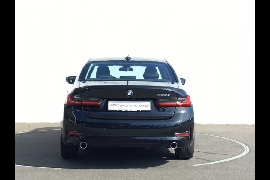 BMW 3-serie 320dA SPORTLINE ** LED, NAVI+, HALF-LEDER, SCHUIF/KANTEL, 18-inch LMV, ACC ** 1e EIG - UNFALLFREI ** ** INFORMEER OOK NAAR ONZE AANTREKKELIJKE FINANCIAL-LEASE TARIEVEN **