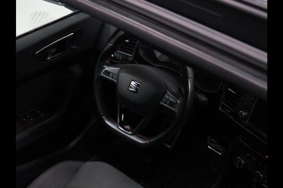 Seat Ateca 1.5 TSI FR Business Intense [SCHUIFKANTELDAK, ADAPTIVE CRUISE, CAMERA, STOELVERWARMING, SPORTSTUUR, PDC V+A, BLUETOOTH, CLIMATE, NIEUWSTAAT]