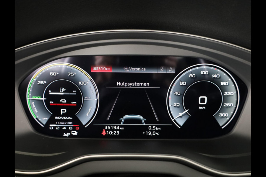Audi Q5 55 TFSI e S edition 367 pk S-tronic | Verlengde garantie | Navigatie | Panoramadak | Elektr. trekhaak | Rondomzicht camera | B&O Soundsystem | Lichtmetalen velgen 20" | S-Line |