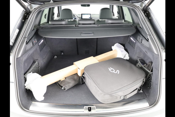 Audi Q5 55 TFSI e S edition 367 pk S-tronic | Verlengde garantie | Navigatie | Panoramadak | Elektr. trekhaak | Rondomzicht camera | B&O Soundsystem | Lichtmetalen velgen 20" | S-Line |