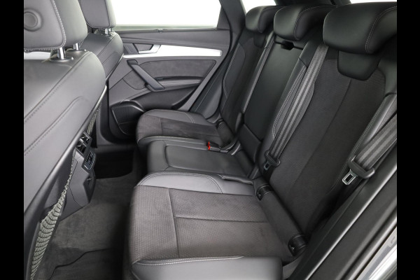 Audi Q5 55 TFSI e S edition 367 pk S-tronic | Verlengde garantie | Navigatie | Panoramadak | Elektr. trekhaak | Rondomzicht camera | B&O Soundsystem | Lichtmetalen velgen 20" | S-Line |