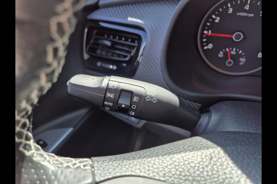 Kia Stonic 1.0 T-GDi MHEV GT-PlusLine | AUTOMAAT | Schuif-/kanteldak |