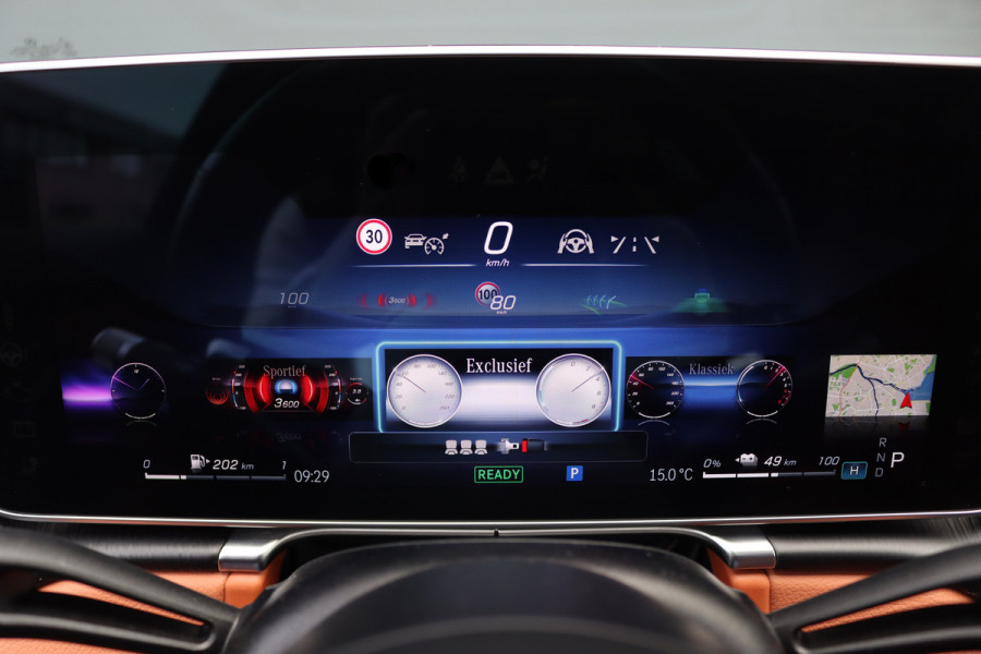 Mercedes-Benz S-Klasse 580 e Lang AMG Line Premium+ | Airmatic | Distronic+ | 3D-Display | MBUX Tablet | Digital Light | Stoelventilatie | Verwarmd Stuurwiel | Massage | HUD | Vlakkenverwarming |