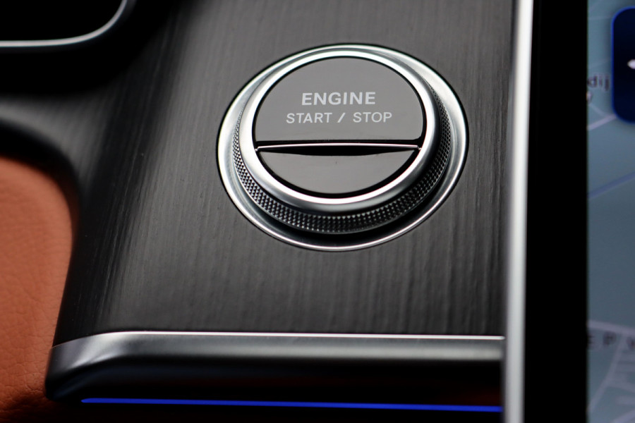 Mercedes-Benz S-Klasse 580 e Lang AMG Line Premium+ | Airmatic | Distronic+ | 3D-Display | MBUX Tablet | Digital Light | Stoelventilatie | Verwarmd Stuurwiel | Massage | HUD | Vlakkenverwarming |