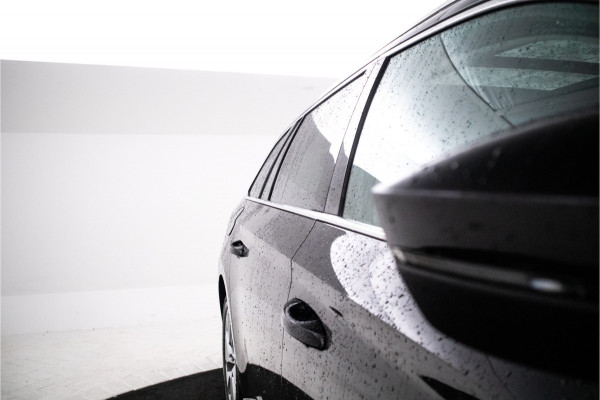 Škoda Superb Combi 1.5 TSI ACT Sportline Business 150Pk, Panorama, Climate,