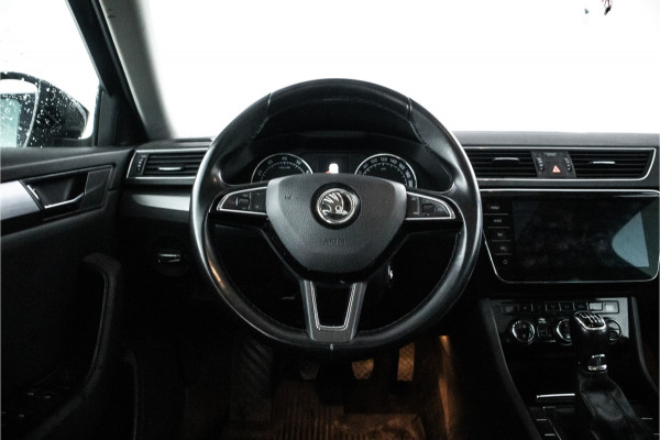 Škoda Superb Combi 1.5 TSI ACT Sportline Business 150Pk, Panorama, Climate,