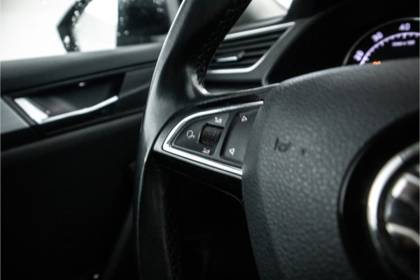 Škoda Superb Combi 1.5 TSI ACT Sportline Business 150Pk, Panorama, Climate,