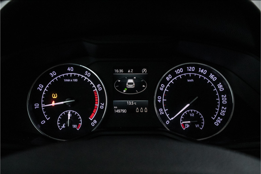 Škoda Superb Combi 1.5 TSI ACT Sportline Business 150Pk, Panorama, Climate,